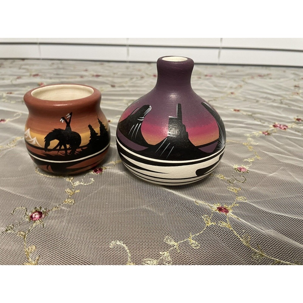 Cedar Mesa Vase Signed Navajo‎ Native American Pottery Painted Desert Lot (2)